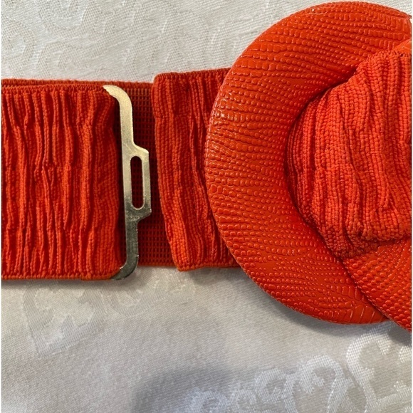 Women’s two Round Buckle Elastic , orang , size adjustable women’s Belt. - Picture 3 of 4